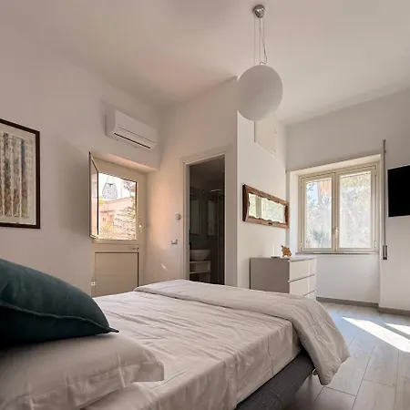 Bed & Breakfast Edda Maison Centralissimo Sul Lungomare Con Posto Auto E Giardino Privato Sperlonga