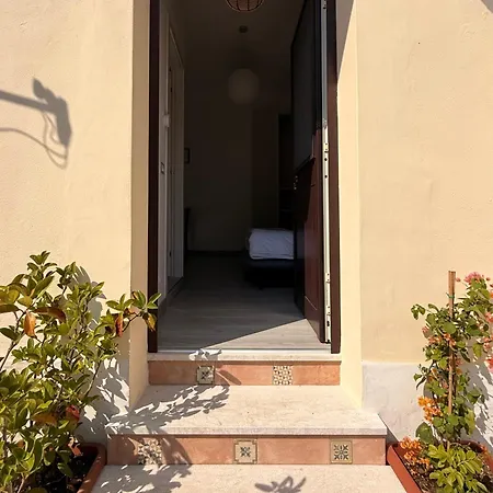 Panzió Edda Maison Centralissimo Sul Lungomare Con Posto Auto E Giardino Privato