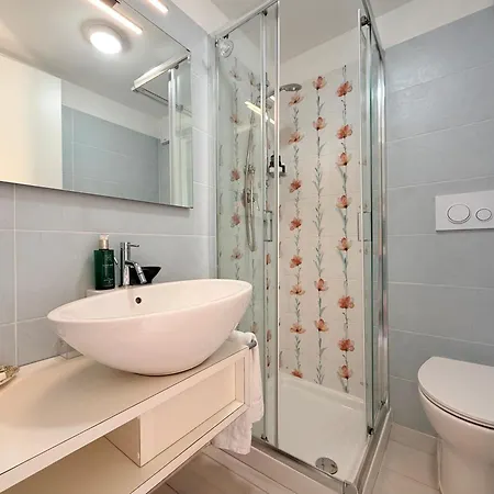 Bed & Breakfast Edda Maison Centralissimo Sul Lungomare Con Posto Auto E Giardino Privato *
