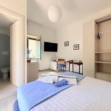 Edda Maison Centralissimo Sul Lungomare Con Posto Auto E Giardino Privato * Sperlonga